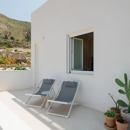 Noble 7 - Adults Only - Onar Collection Bed & Breakfast