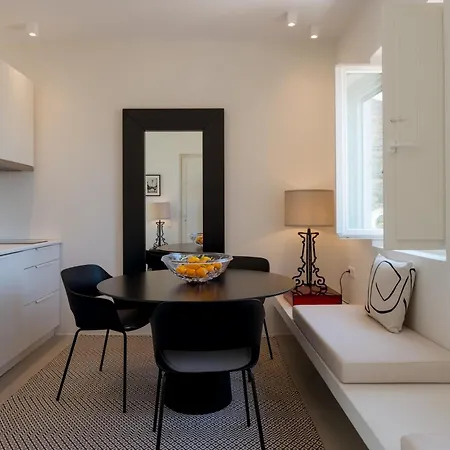 Noble 7 - Adults Only - Onar Collection 4*