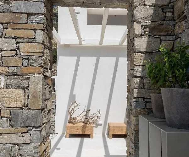 Noble 7 - Adults Only - Onar Collection Bed & Breakfast